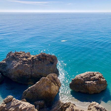 Torrecilla Sirena Beach Nerja Buitenkant foto