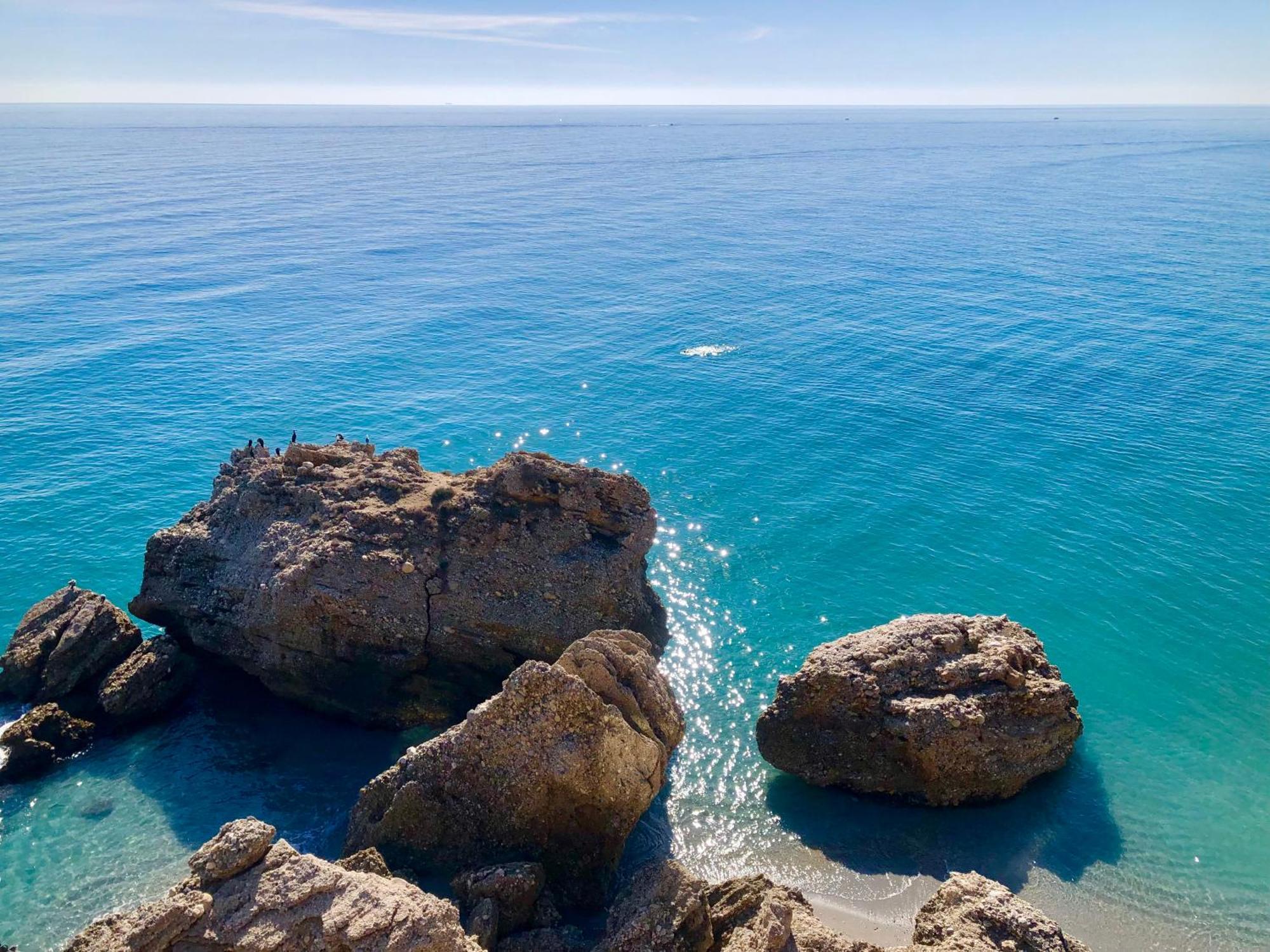 Torrecilla Sirena Beach Nerja Buitenkant foto